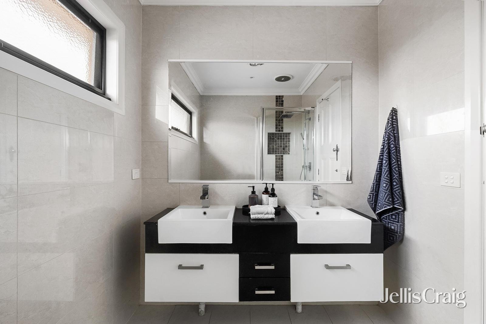 9 Olive Street, Caulfield&nbsp;South image 11