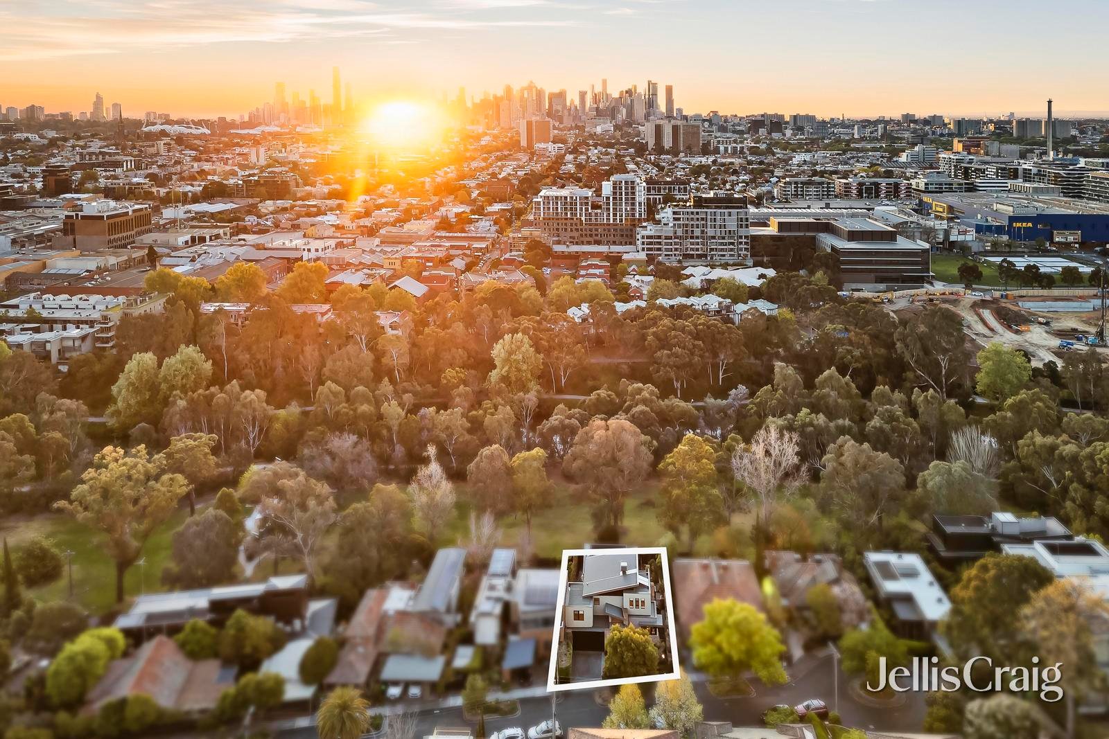 9 Osborne Court, Hawthorn image 2