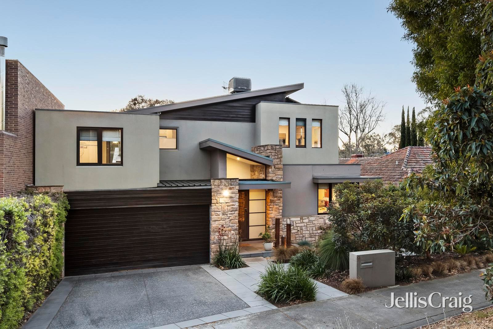 9 Osborne Court, Hawthorn image 5