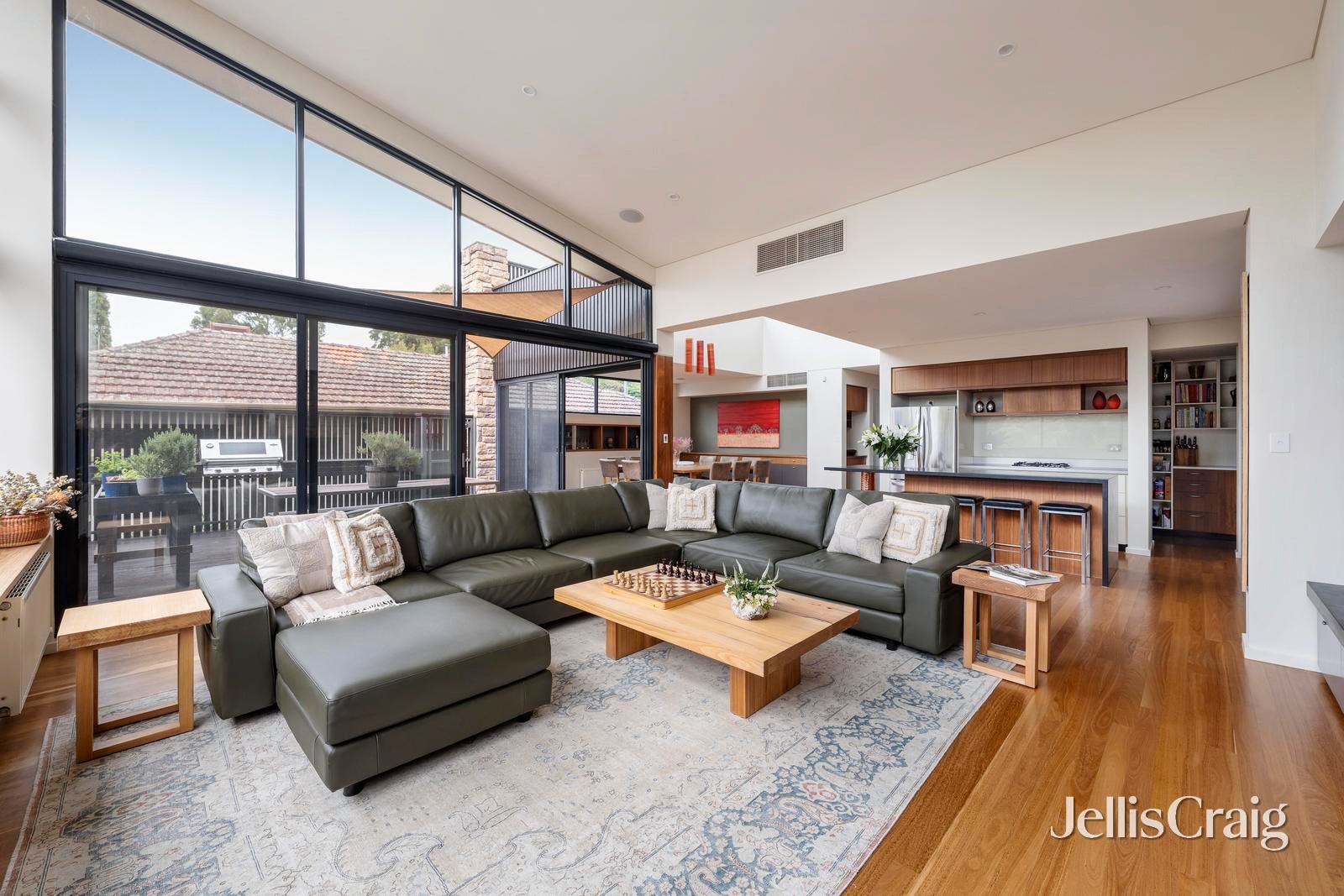 9 Osborne Court, Hawthorn image 8