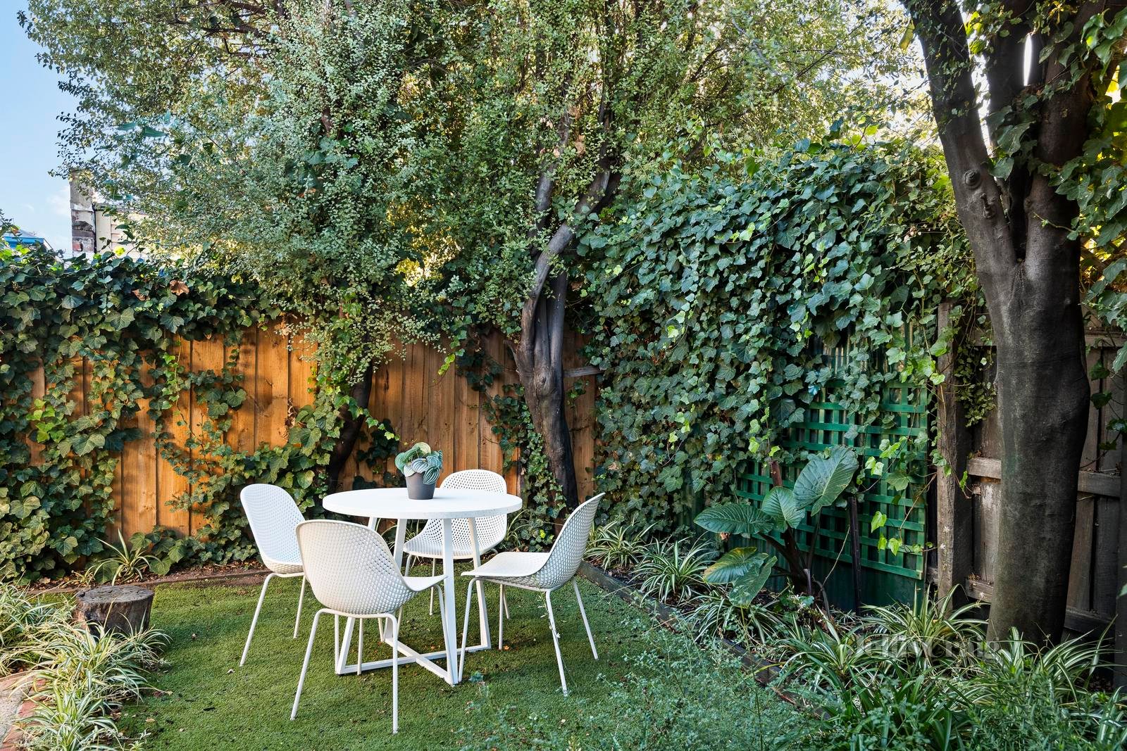 9 Osborne Street, South Yarra image 14