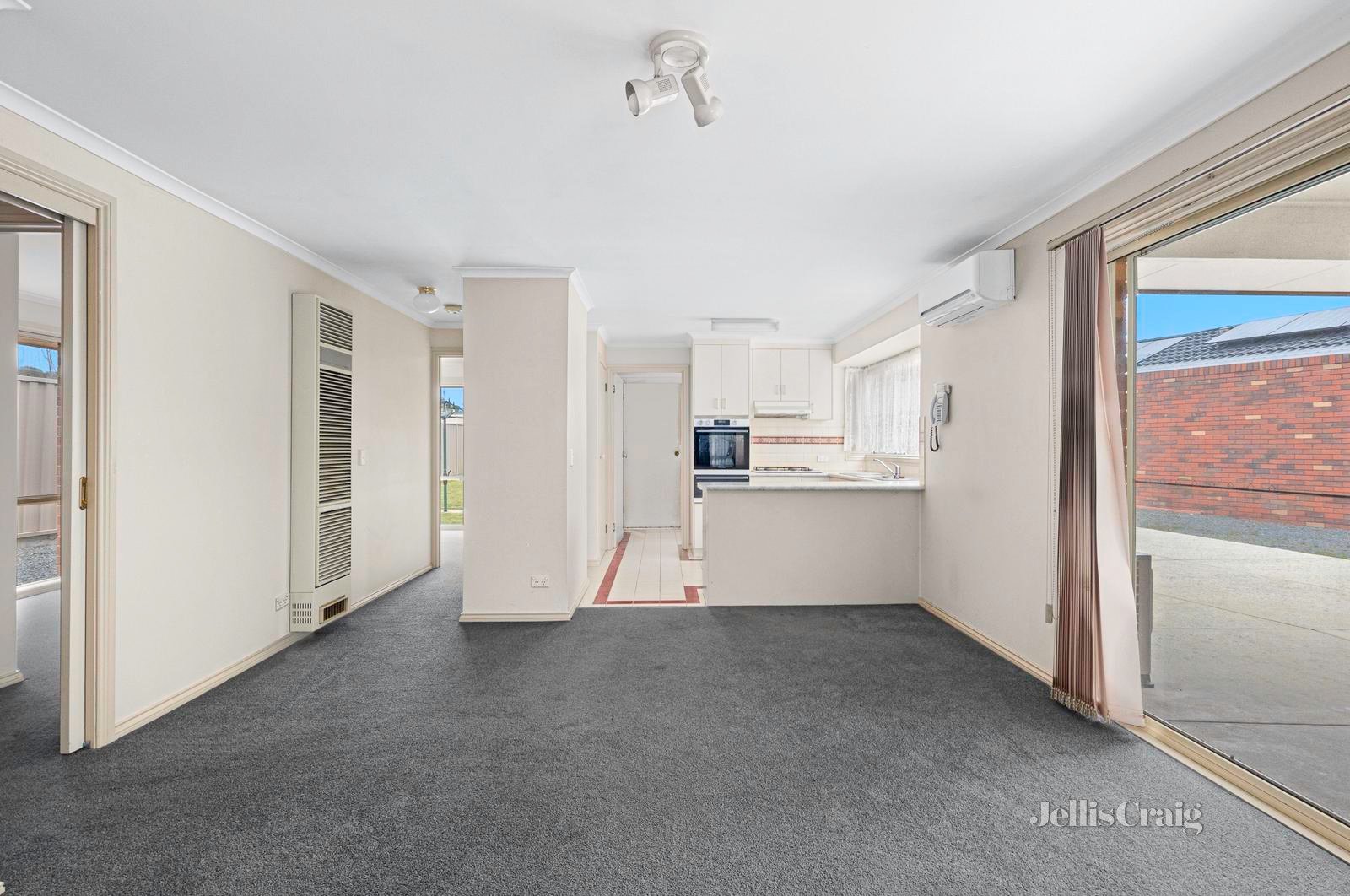 9 Panorama Drive, Delacombe image 6