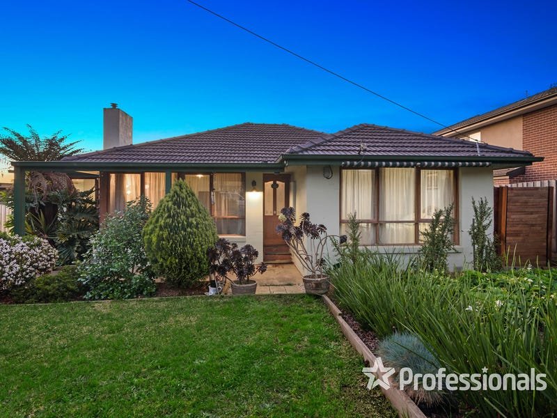 9 Paris Avenue, Croydon South image 1