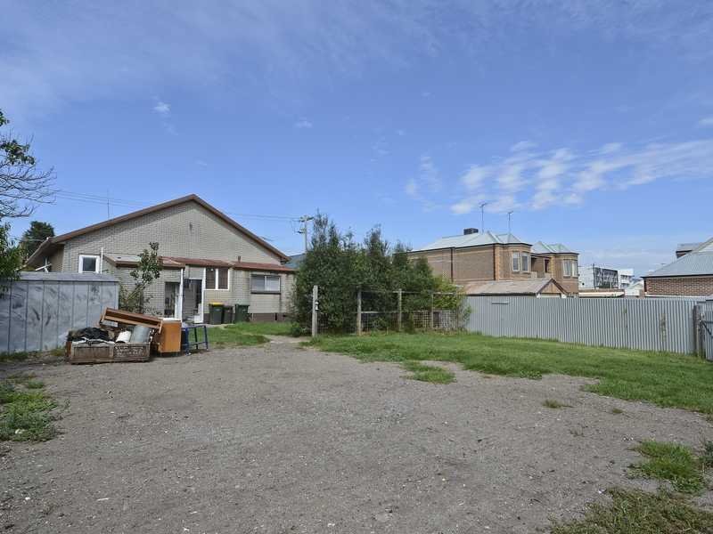 9 Park Street, Geelong image 6