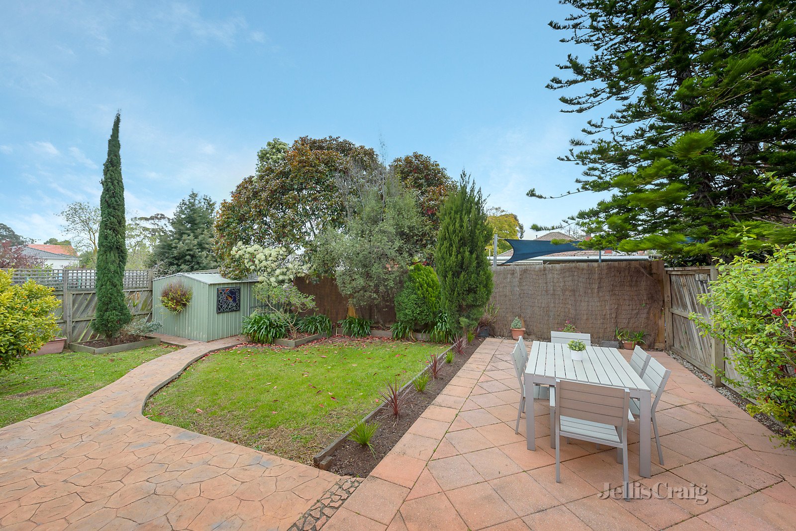 9 Parkhill Drive, Kew image 5