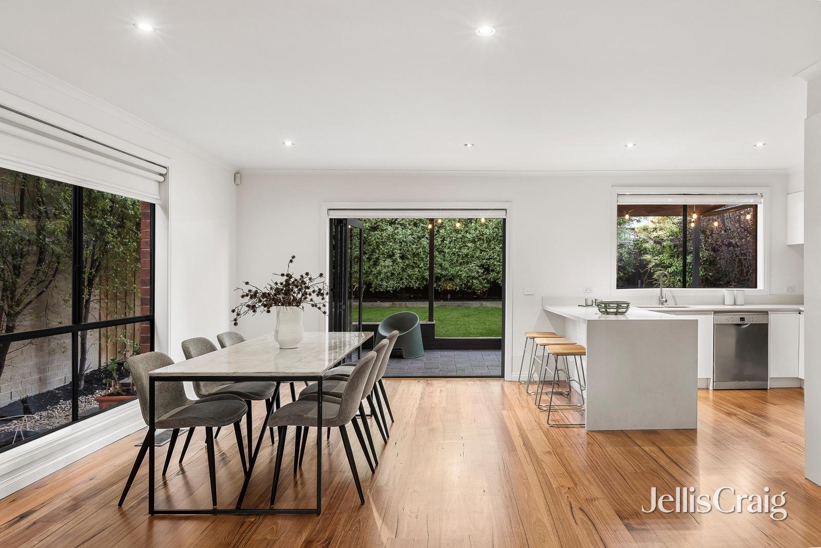 9 Parkview Crescent, Hampton&nbsp;East image 4