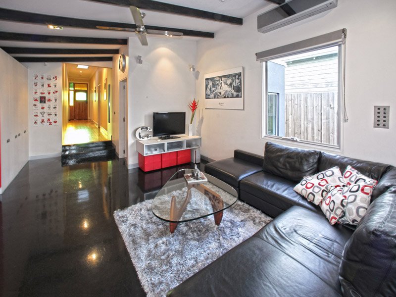 9 Pearce Street, Yarraville image 3