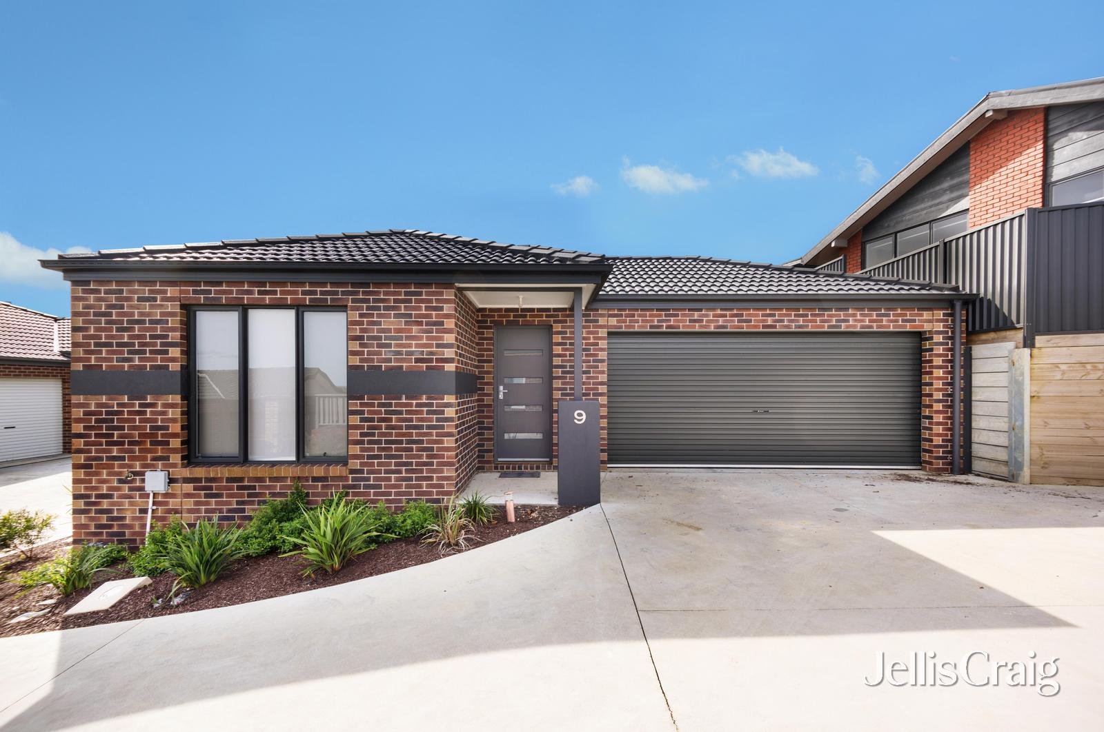 9 Peppermint Place, Mount Pleasant image 1