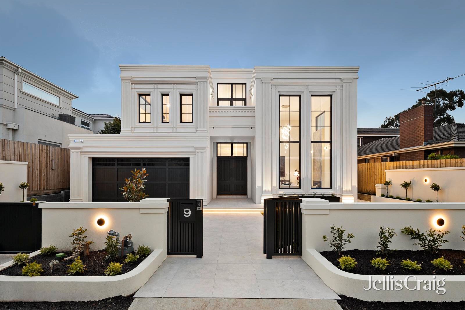 9 Pindari Street, Glen&nbsp;Waverley image 1