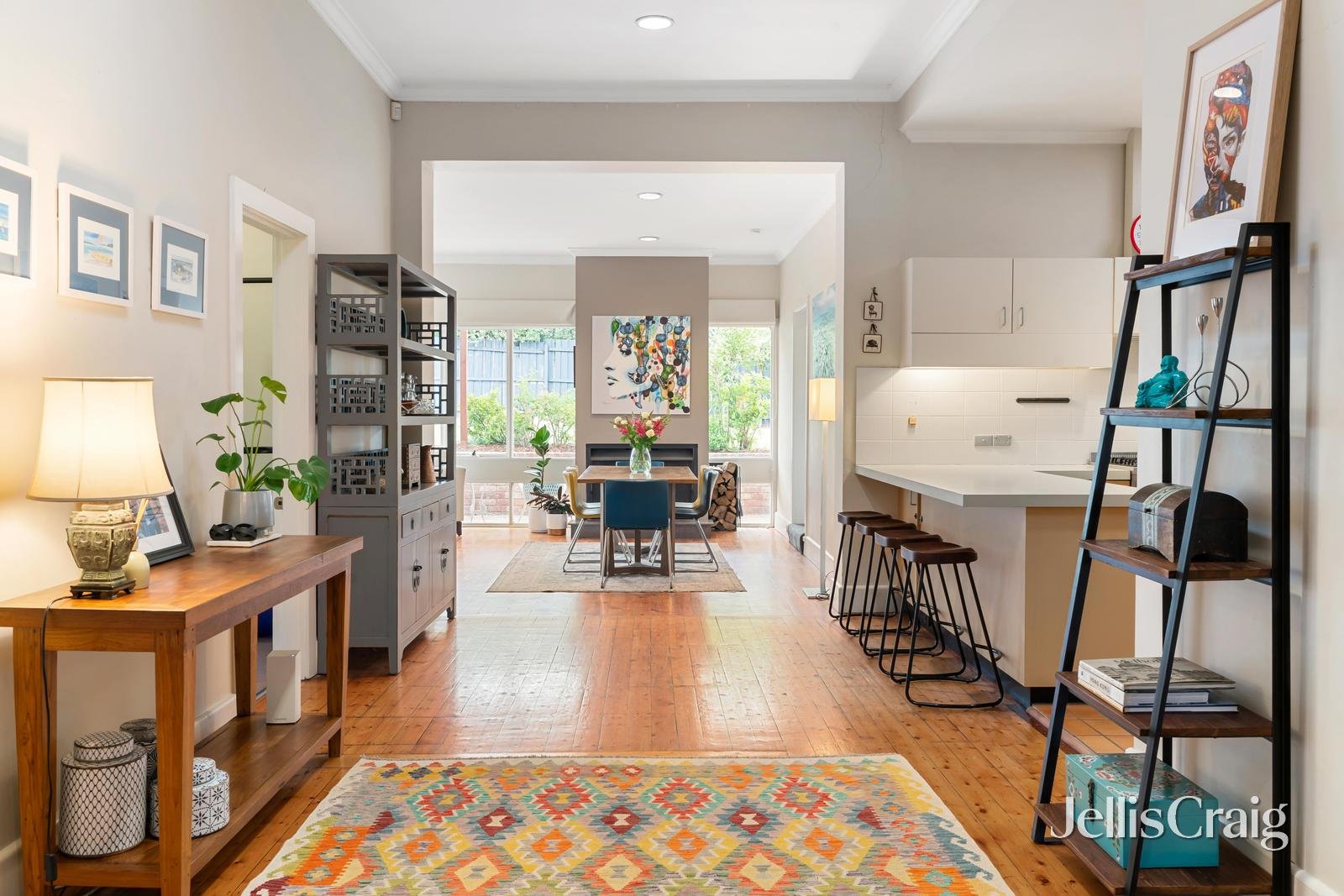 9 Pine Avenue, Camberwell image 4