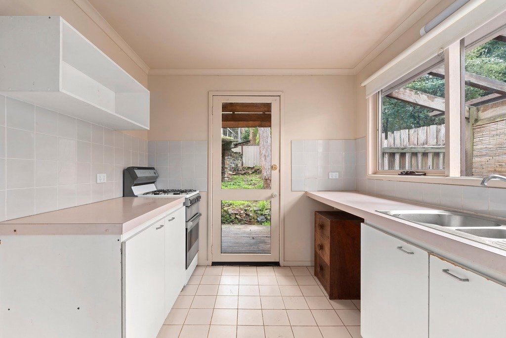9 Pleasant Rise, Croydon South image 3