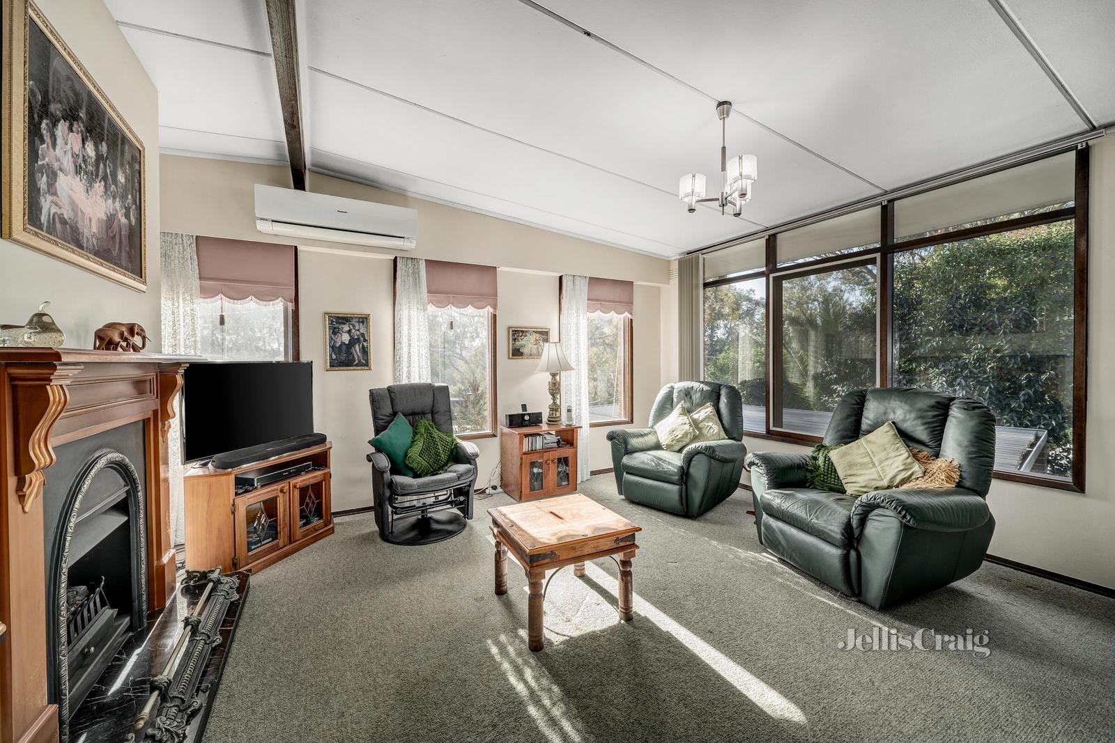 9 Plenty Lane, Greensborough image 4