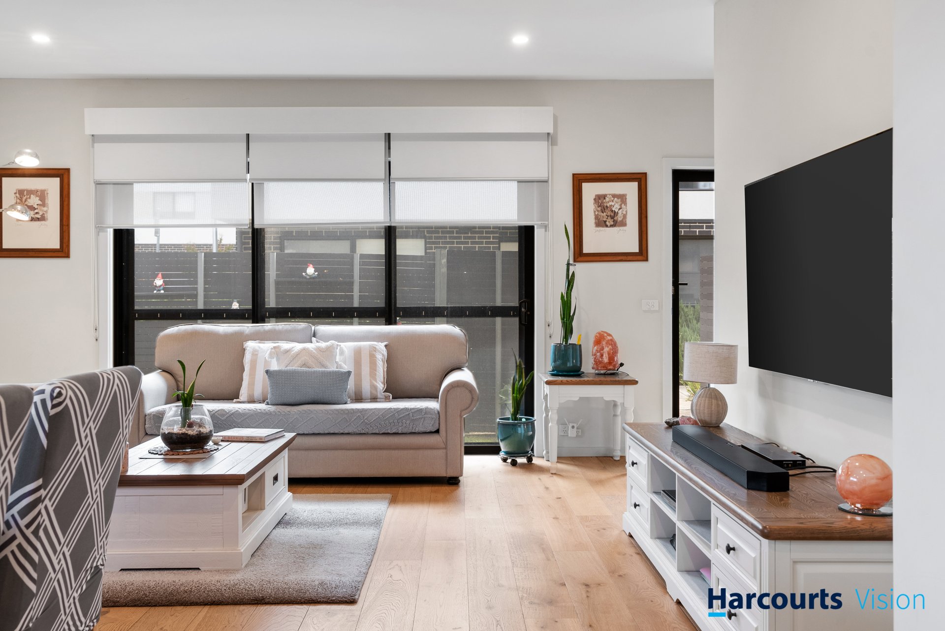 9 Poble Walk, Avondale Heights image 6