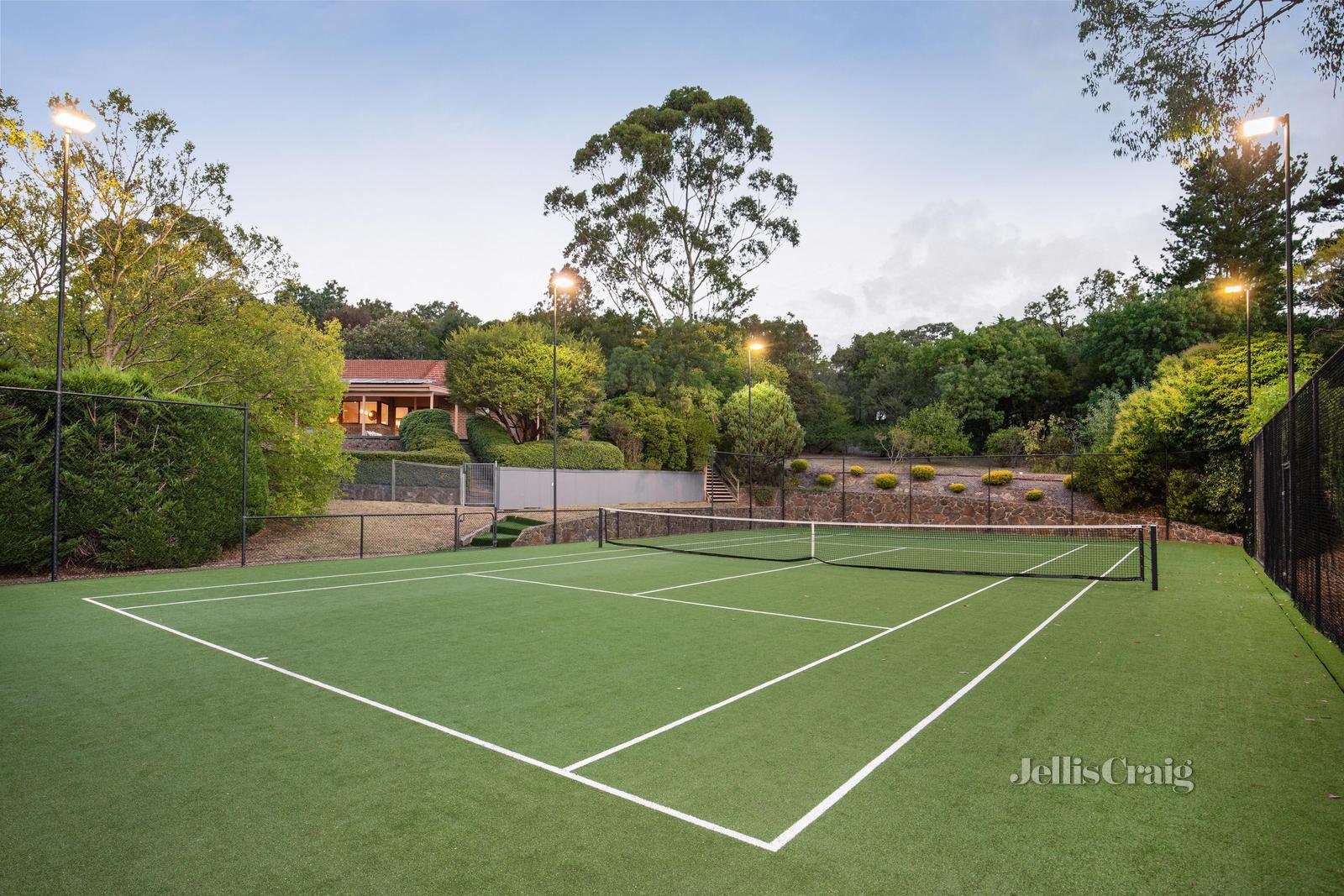 9 Pound Road, Warrandyte image 4