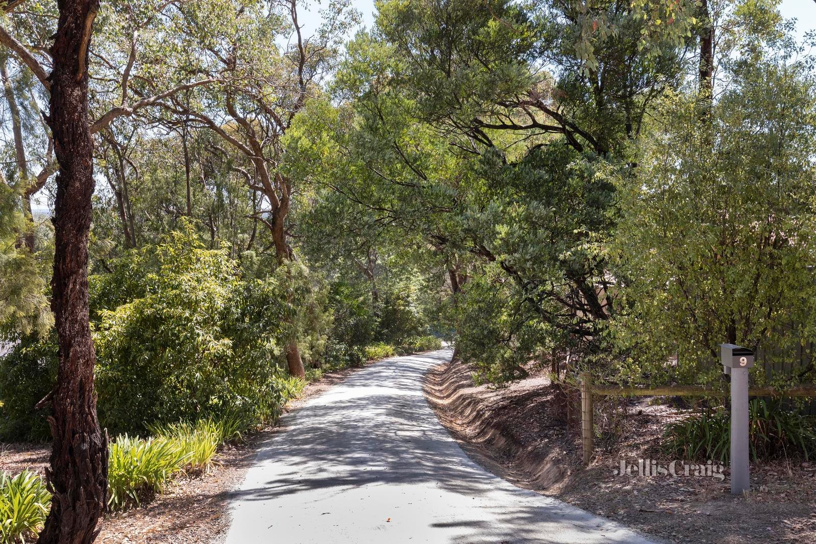 9 Pound Road, Warrandyte image 25