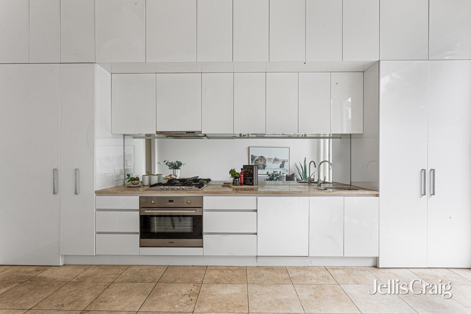 9 Pridham Street, Prahran image 5