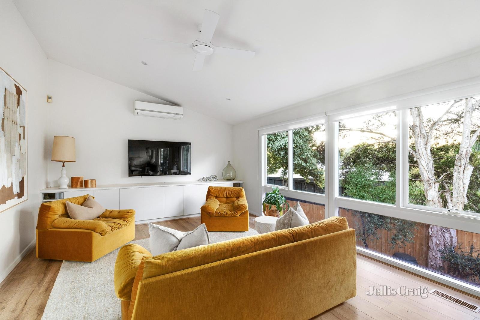 9 Pymm Avenue, Eltham North image 2