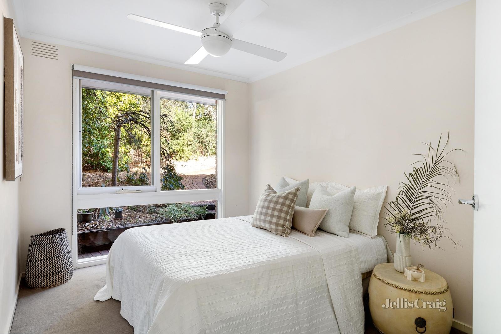 9 Pymm Avenue, Eltham North image 14