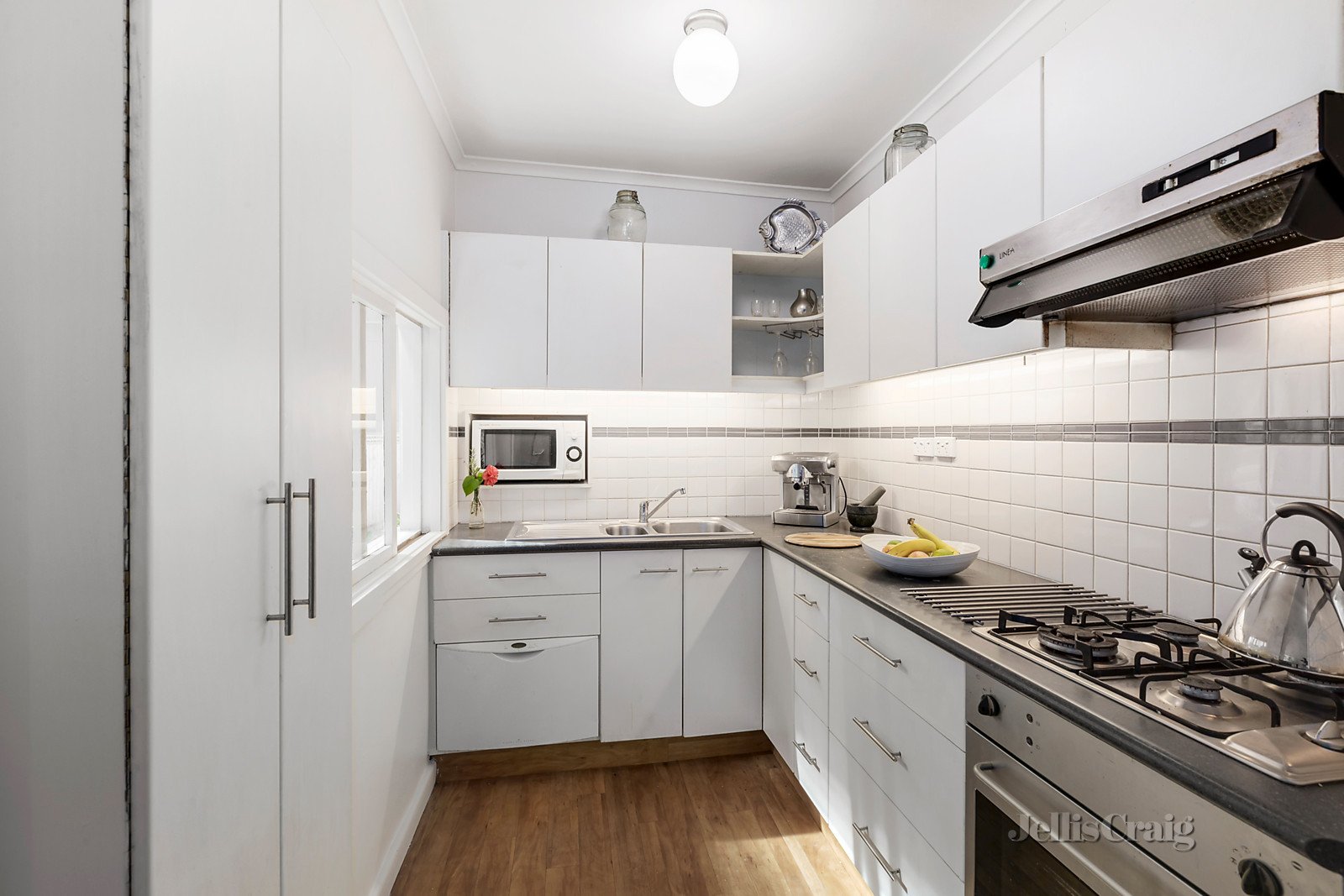 9 Raleigh Street, Malvern image 5