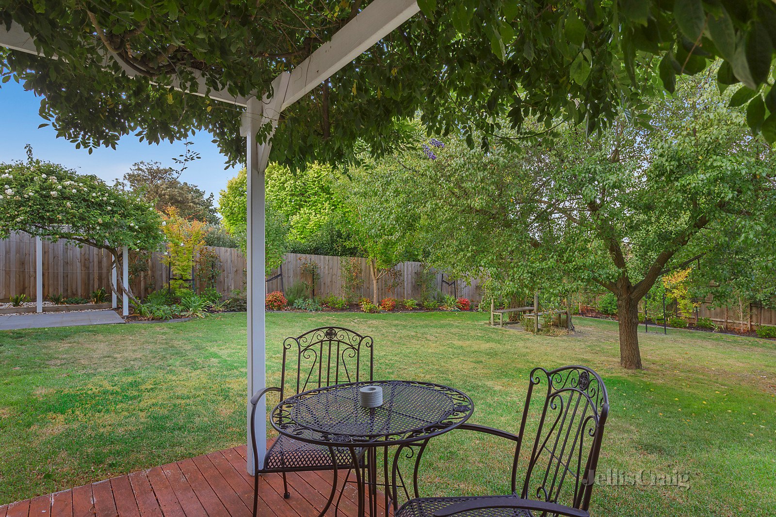 9 Relowe Crescent, Balwyn image 9