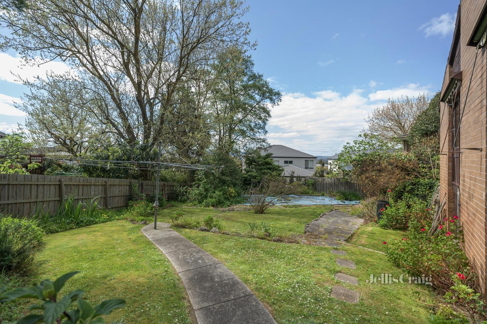 9 Rhodes Drive, Glen Waverley image 10