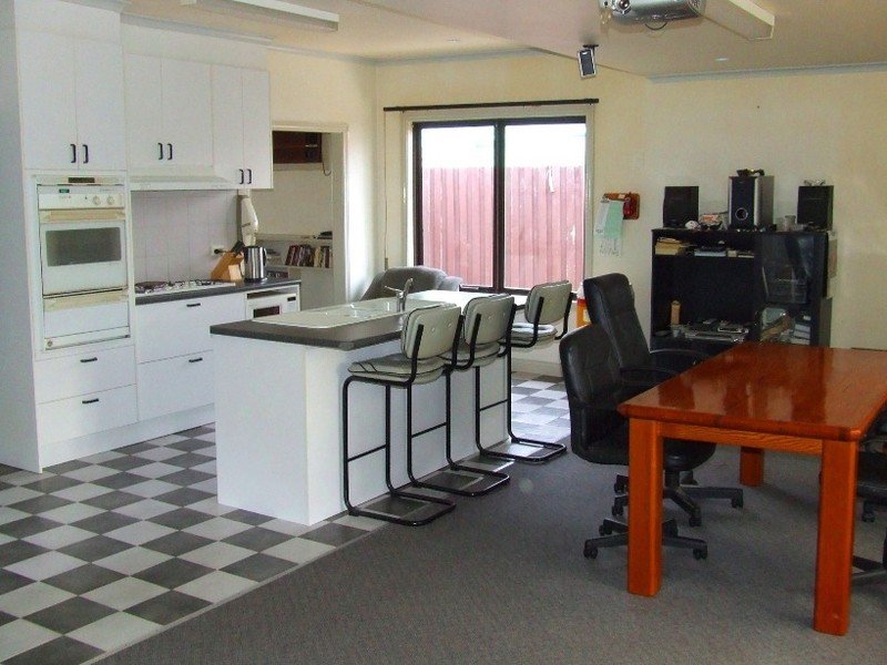 9 Richards Street YARRAVILLE