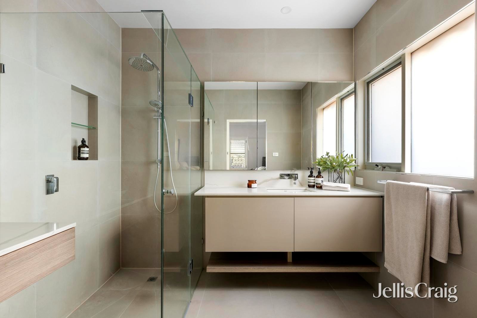 9 Robbins Street, Ivanhoe image 10