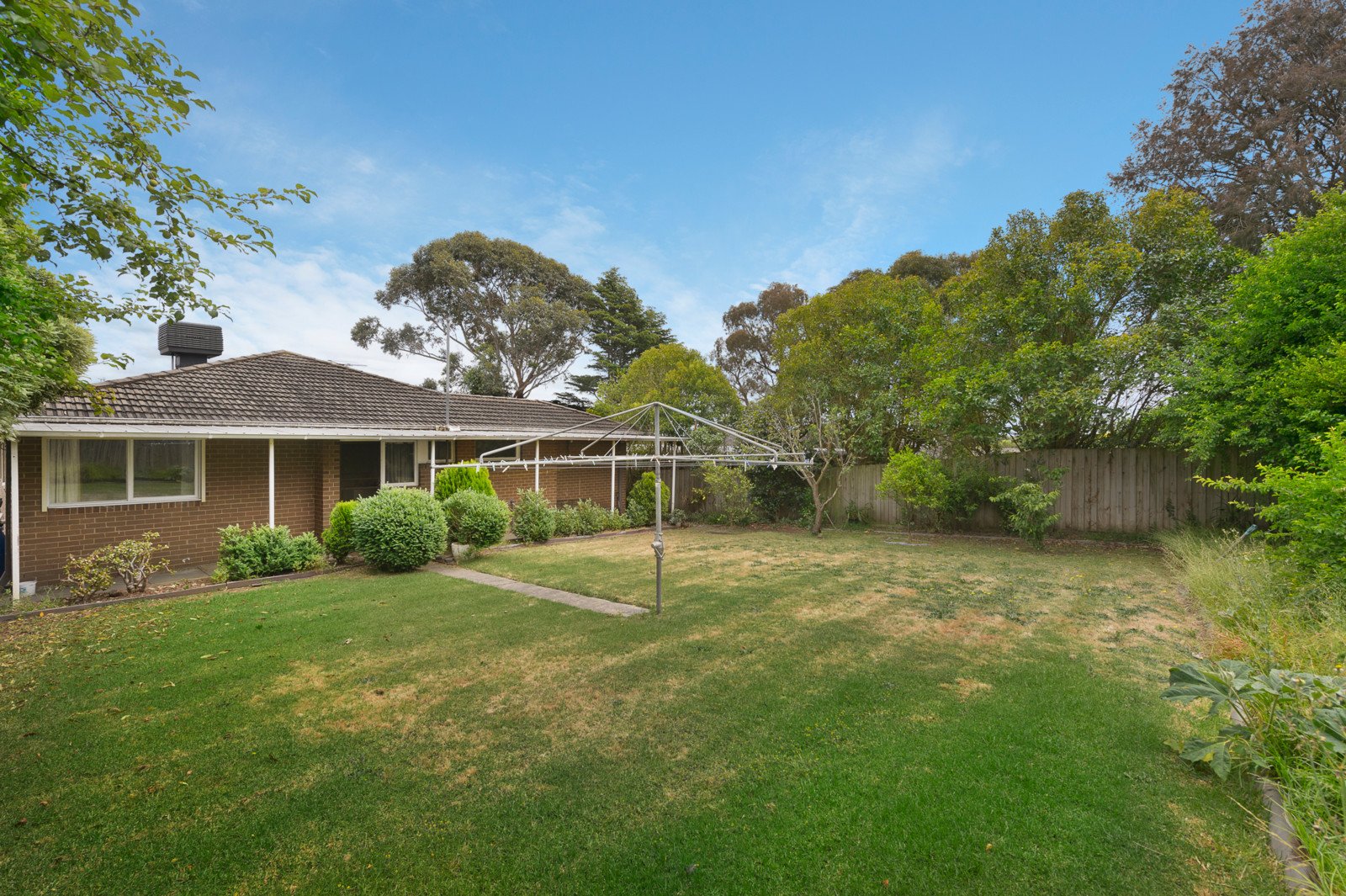 9 Robyn Street, Doncaster image 5