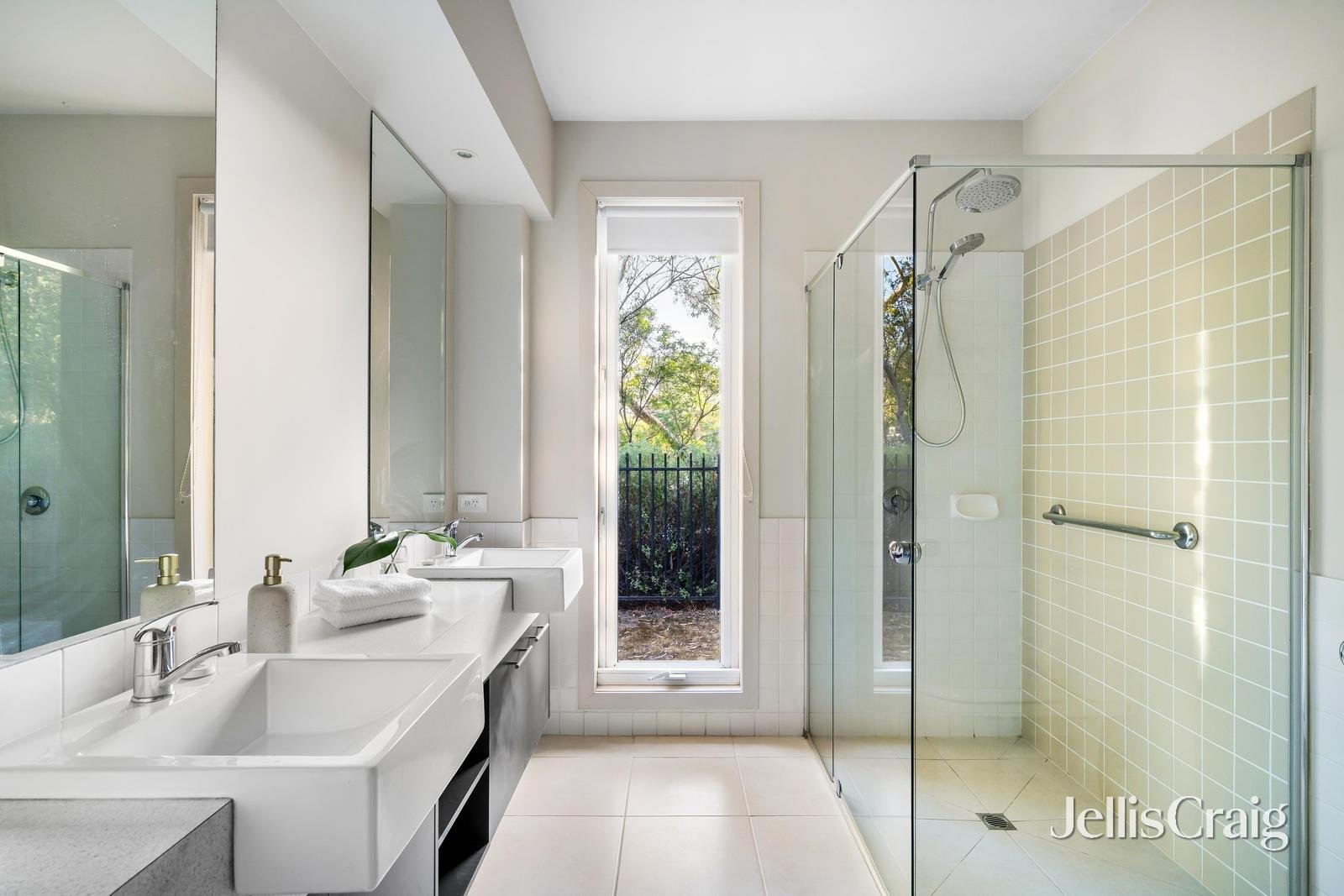 9 Rodway Court, Burwood image 7