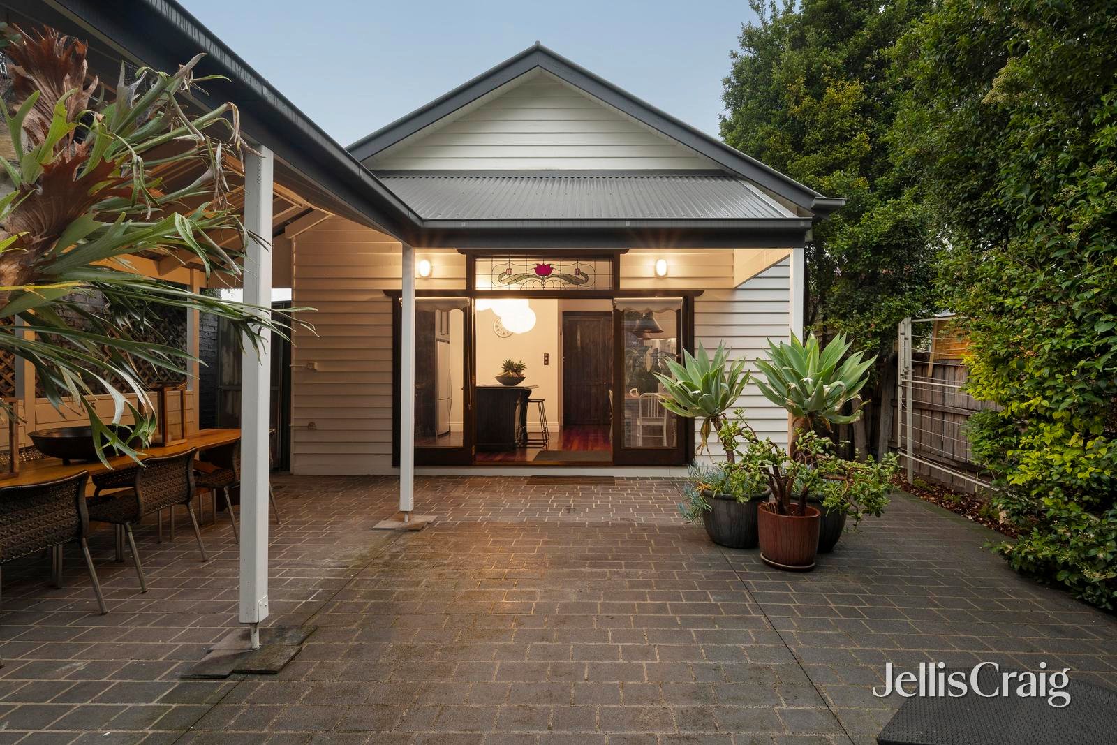 9 Rolls Street, Coburg image 6