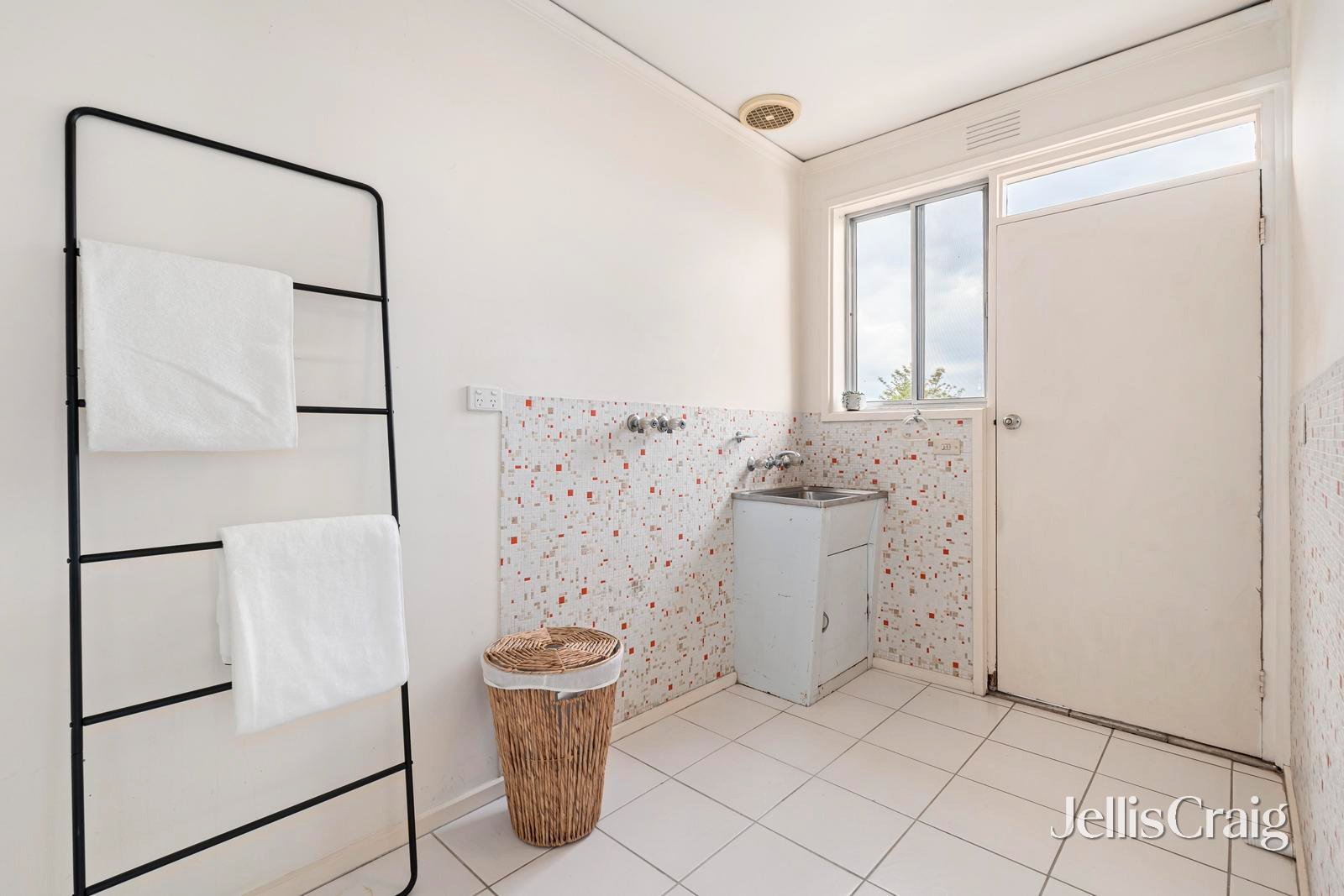 9 Rose Avenue, Bulleen image 13