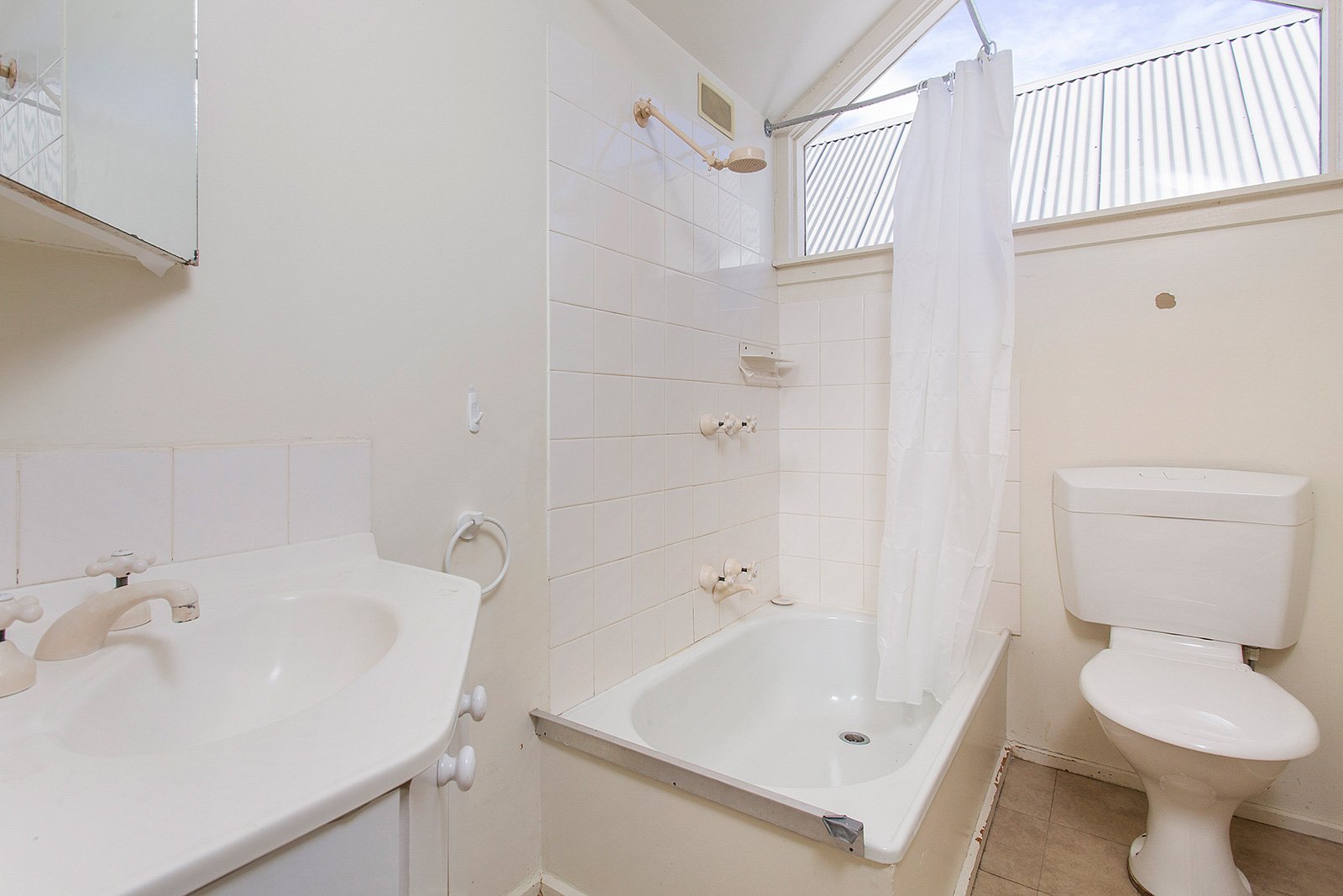Property Gallery Thumbnail 5