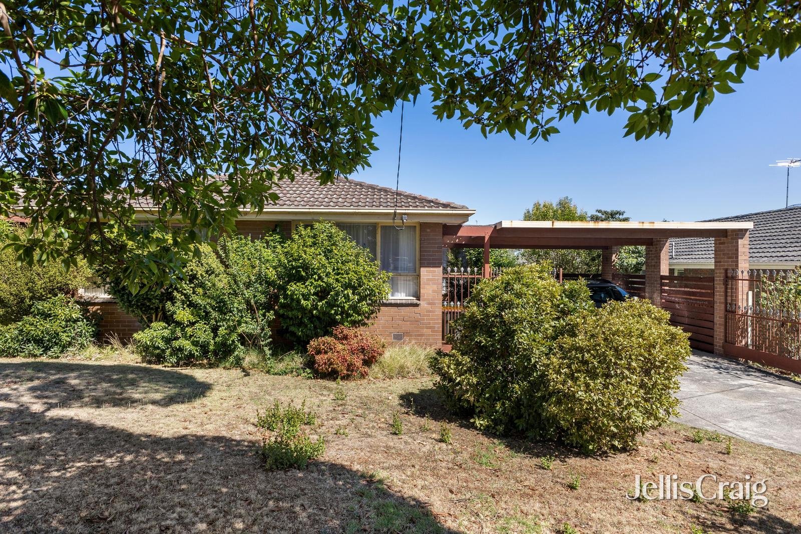 9 Rowan Street, Doncaster&nbsp;East image 2