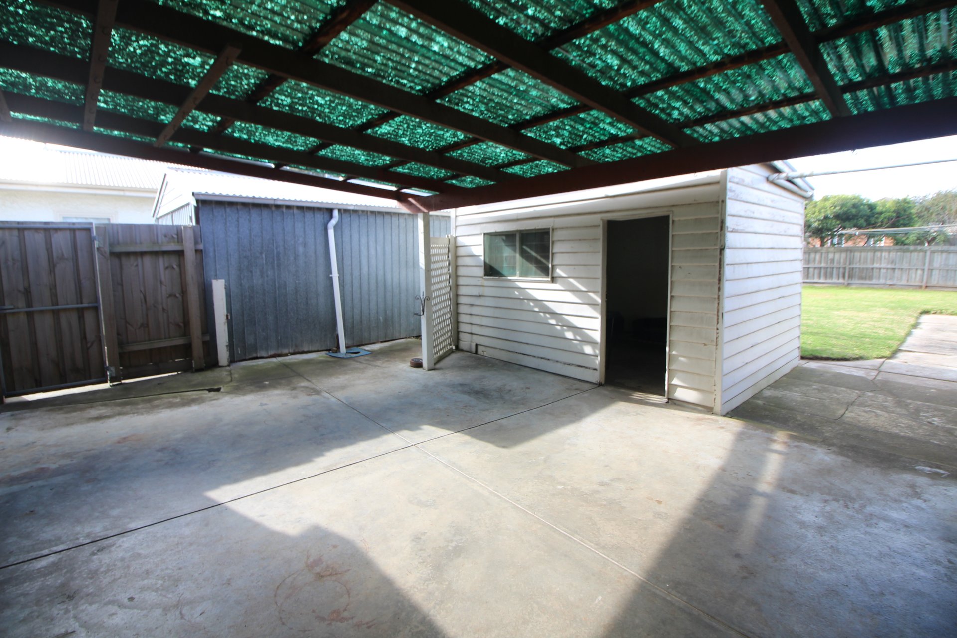 9 Rugby Street, Belmont image 9