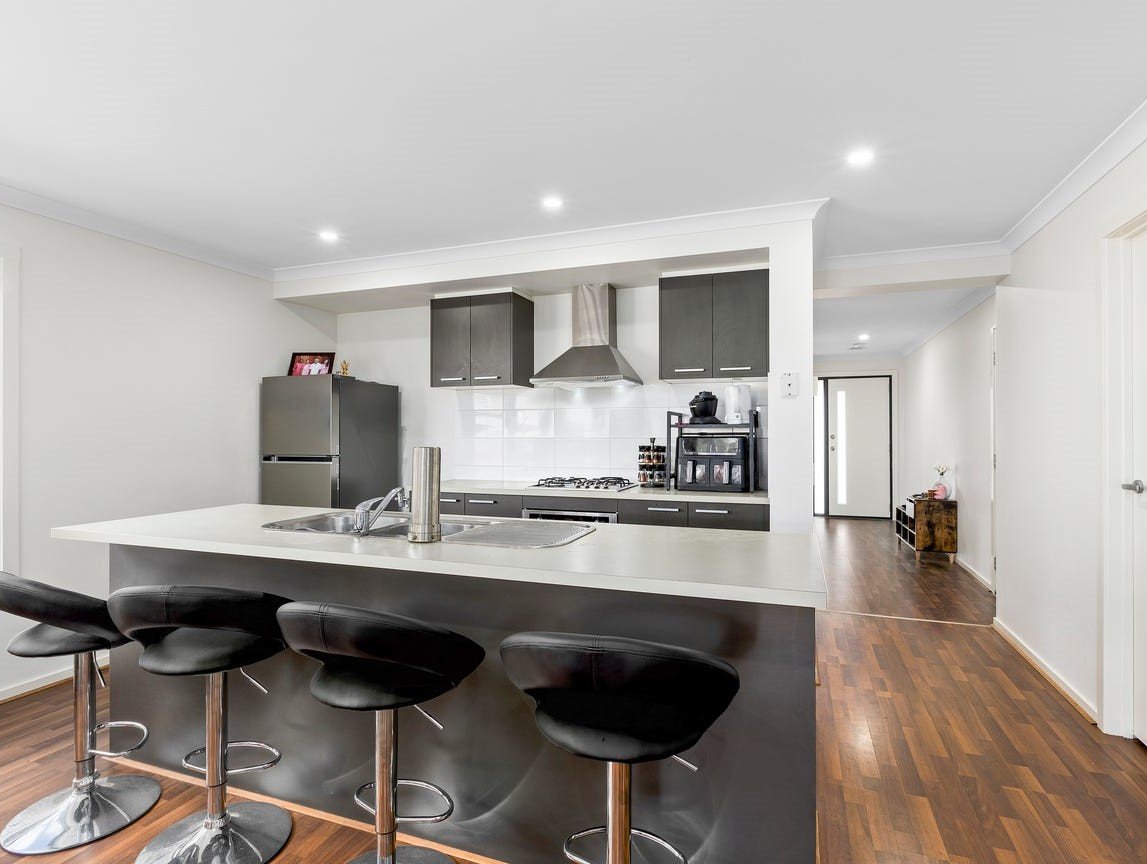 9 Rutherford Grove, Armstrong Creek image 4