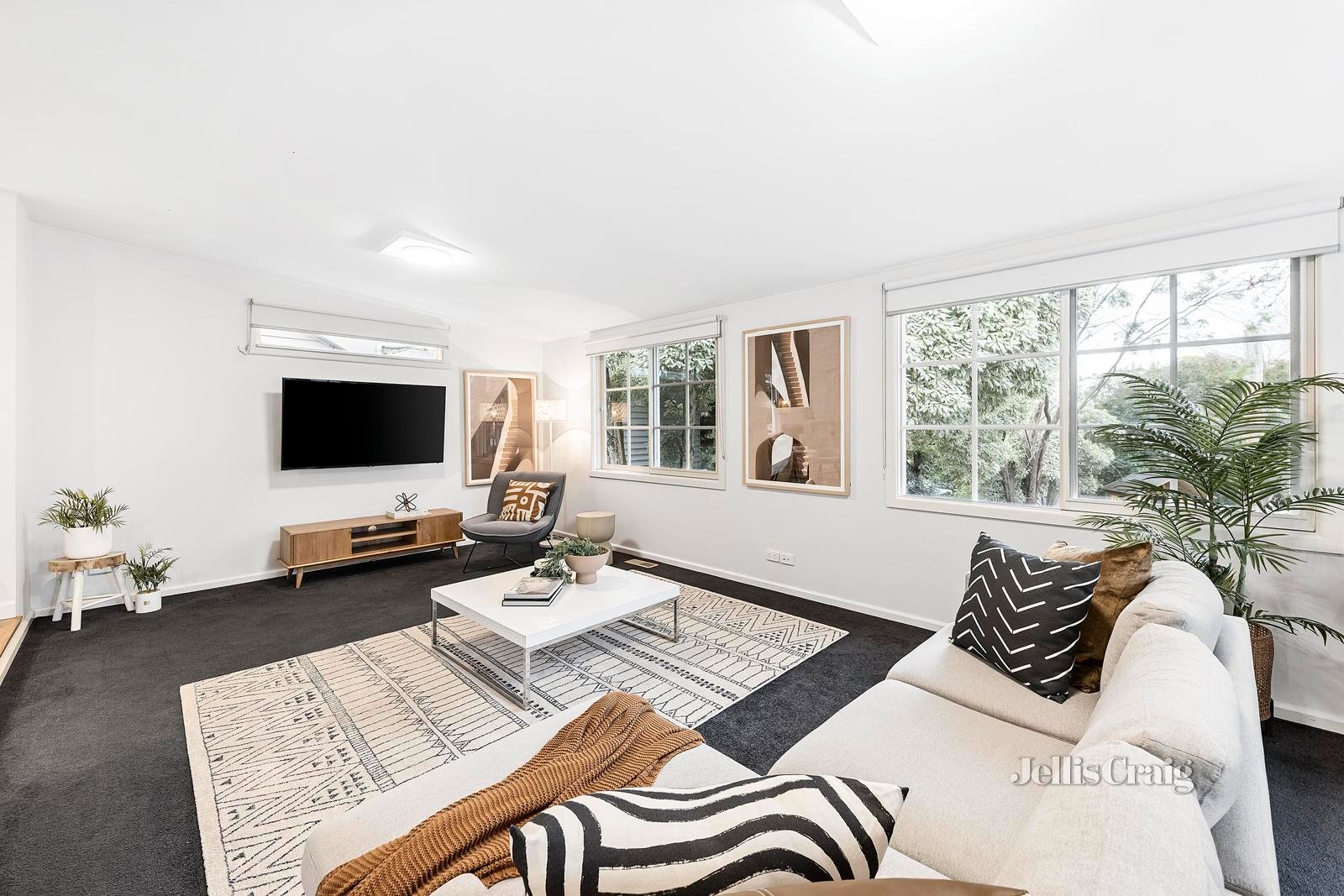 9 Ruthven Way, Ringwood East image 3