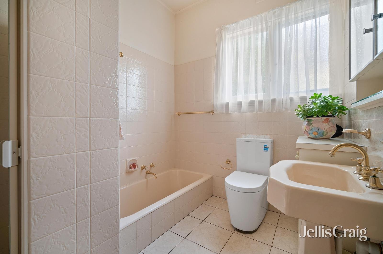 9 Saint Aidans Drive, Lake&nbsp;Wendouree image 8