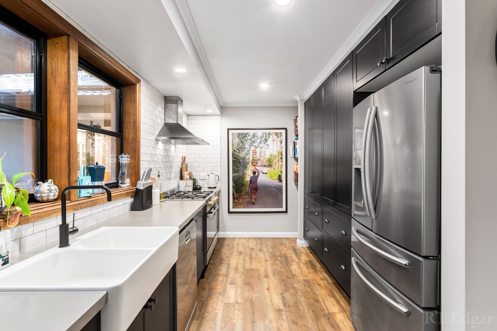 Property Gallery Thumbnail 6