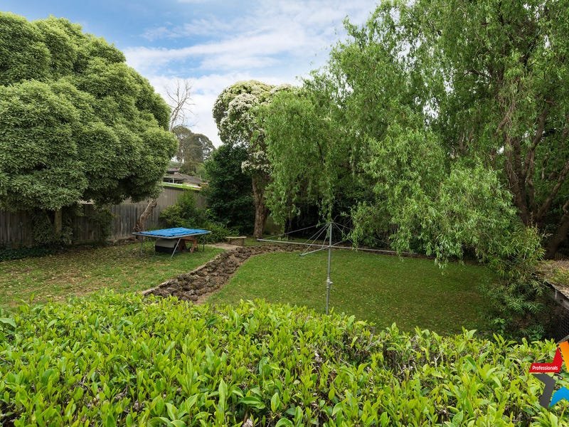 9 Selina Avenue, Mooroolbark image 17