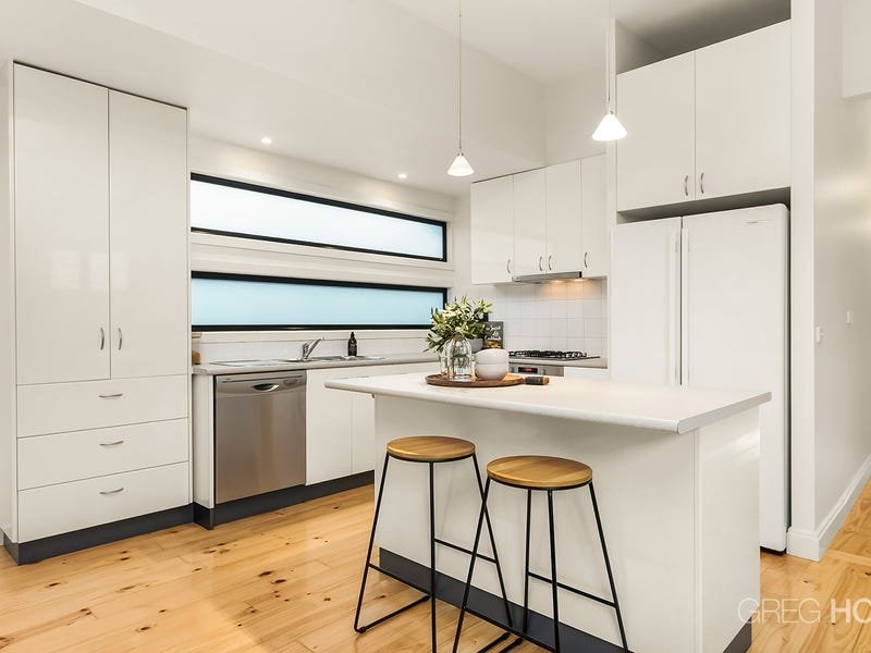 9 Severn Street, Yarraville image 4