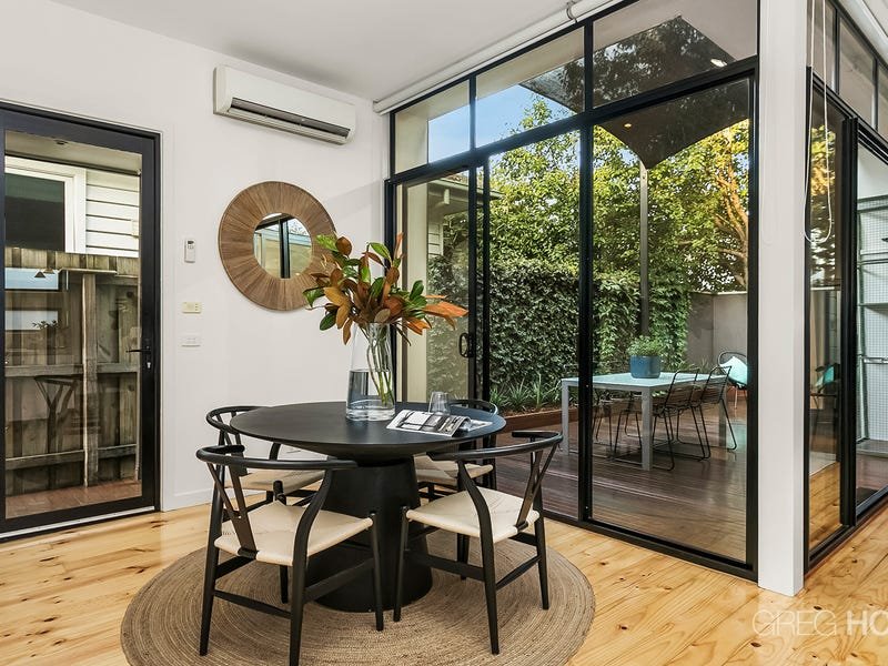 9 Severn Street, Yarraville image 5