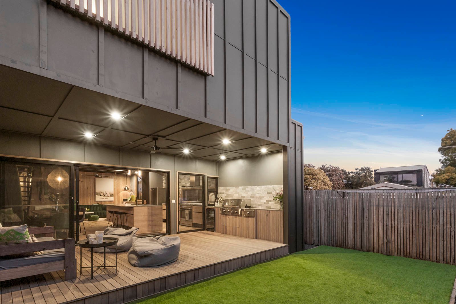 Property Gallery Thumbnail 3