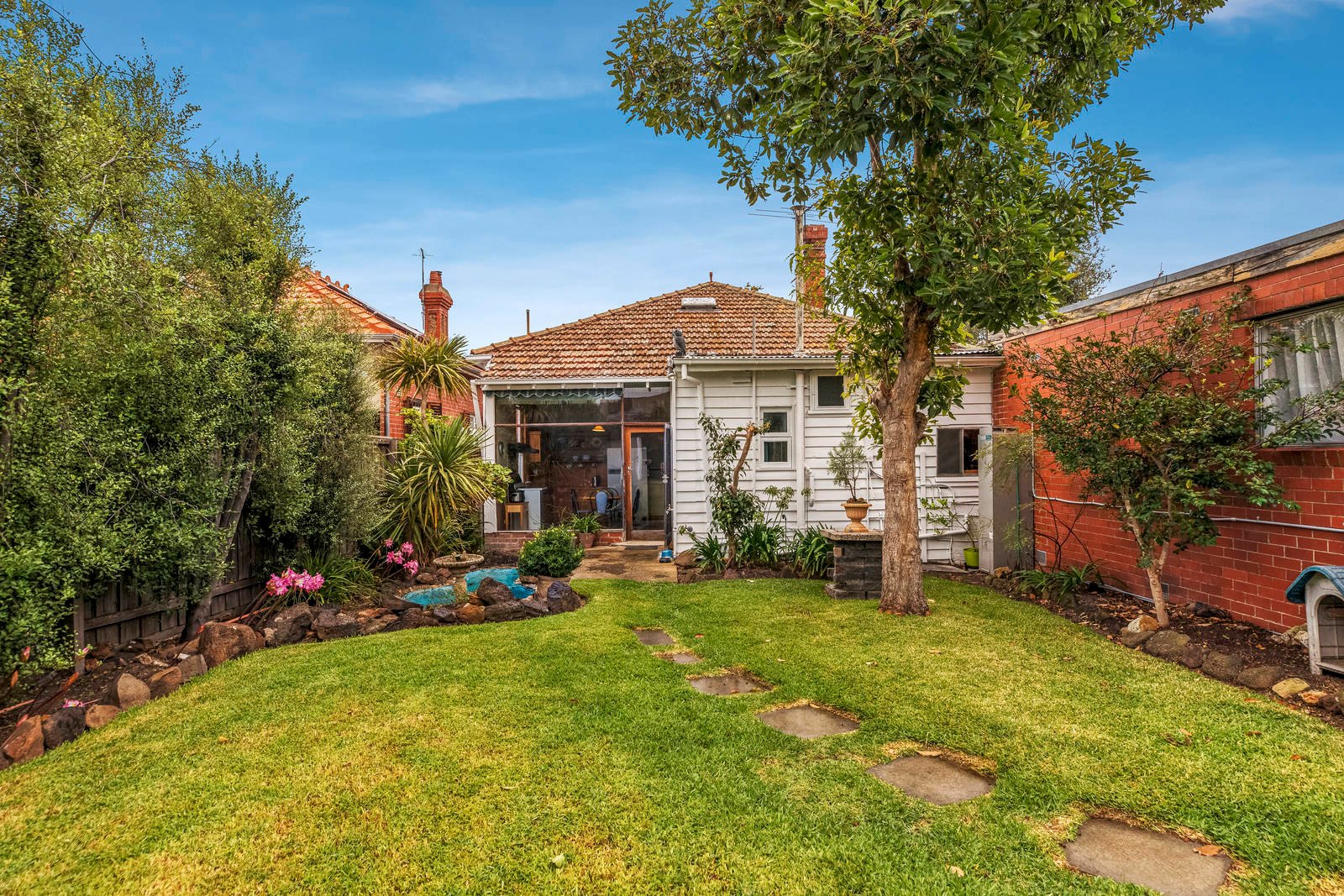 Property Gallery Thumbnail 8