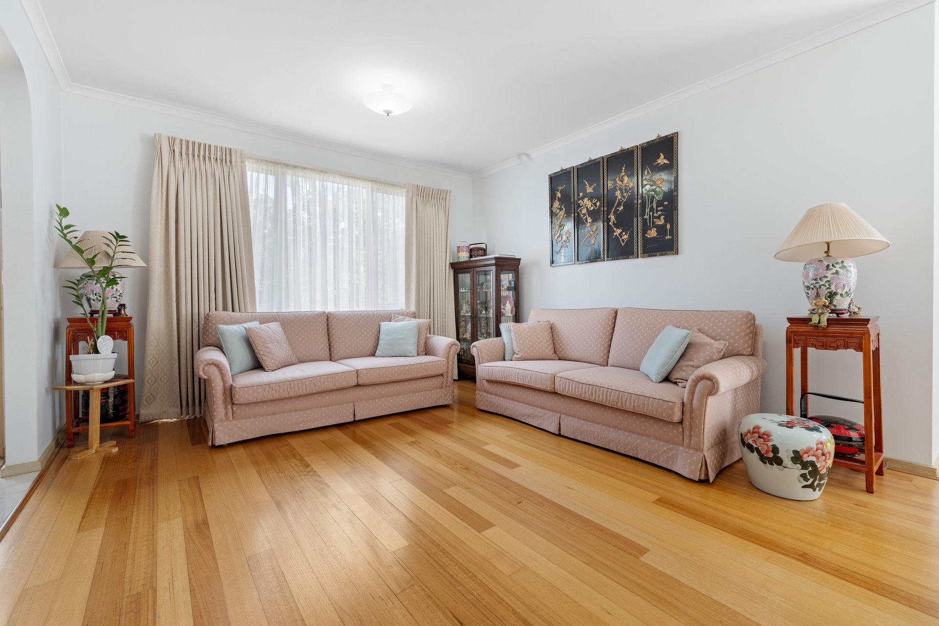 9 Silverleaf Court, Forest Hill image 3