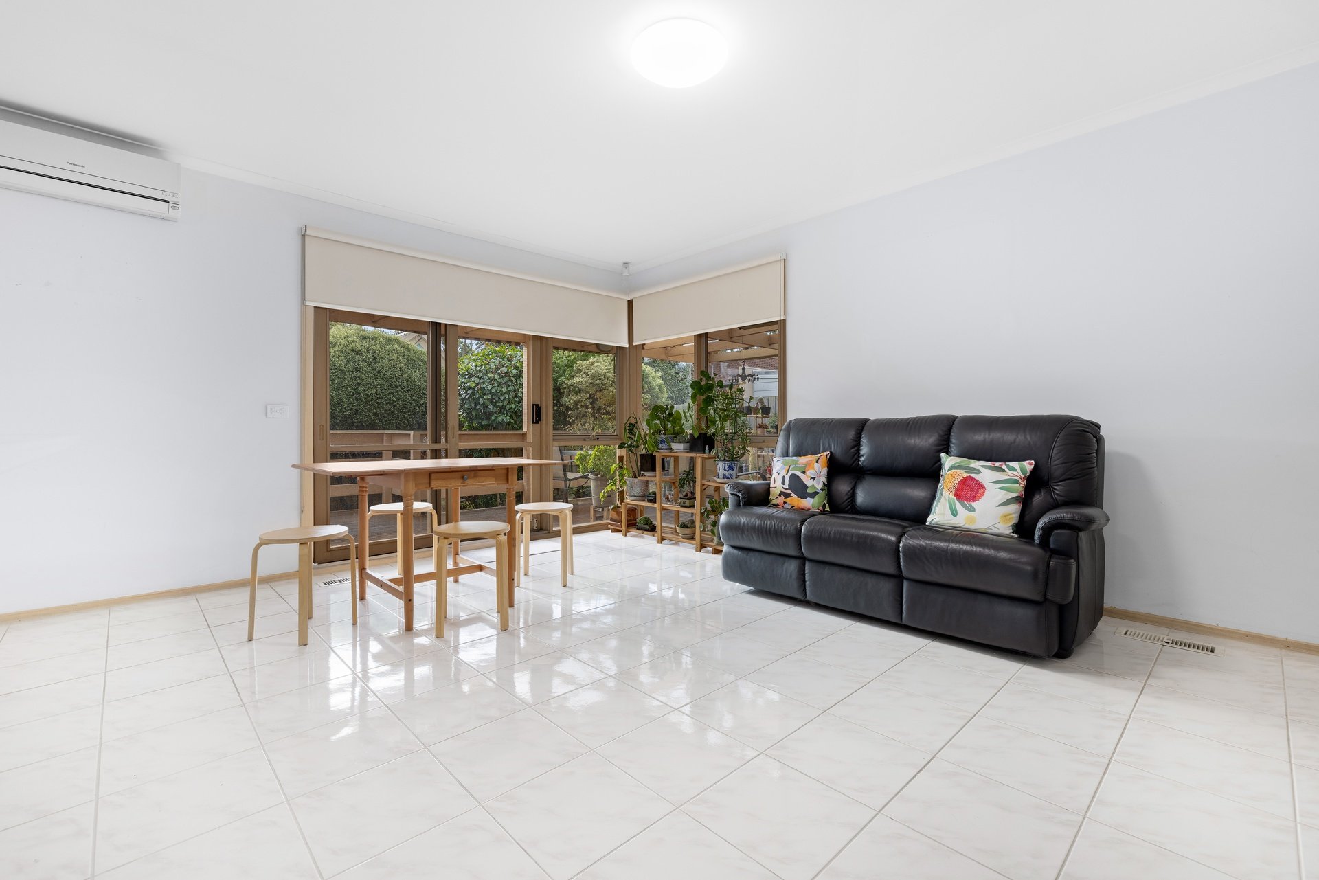 9 Silverleaf Court, Forest Hill image 6