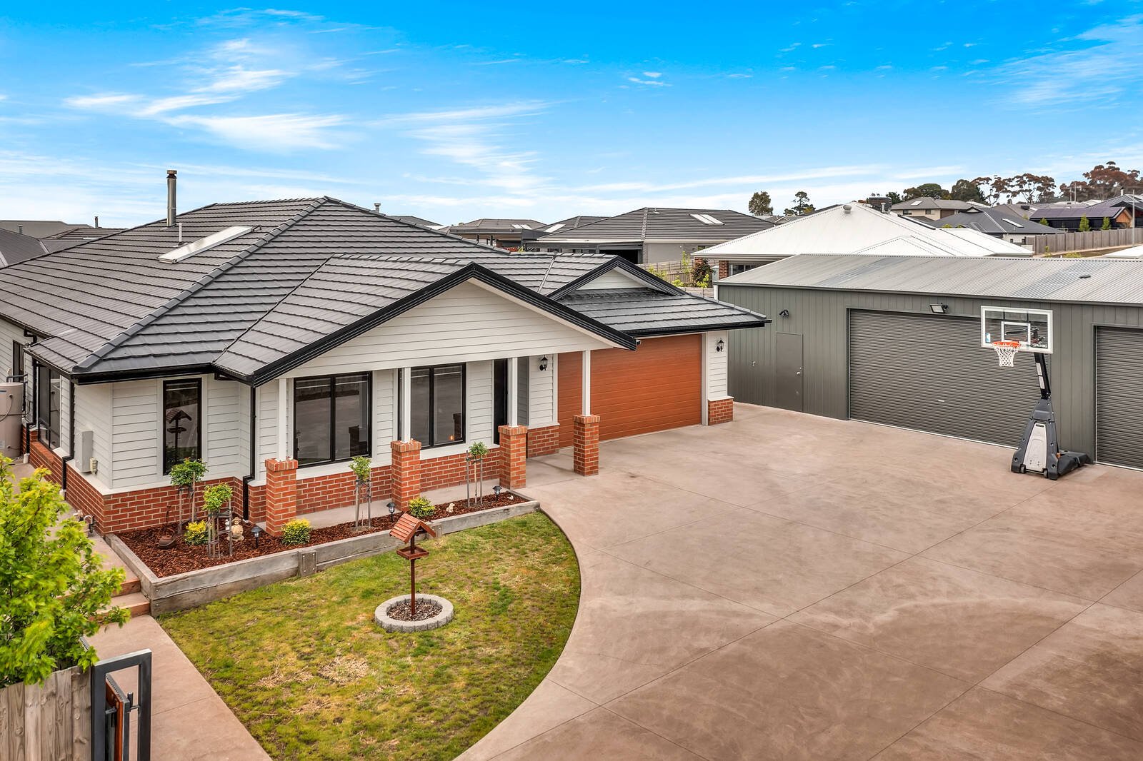 Property Gallery - Main Image