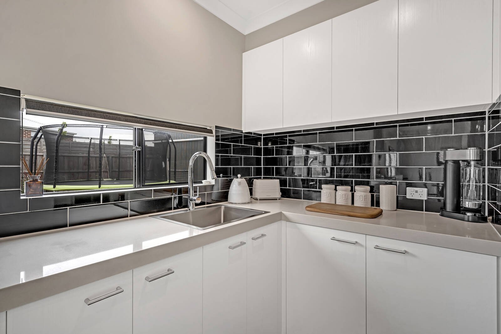 Property Gallery Thumbnail 6