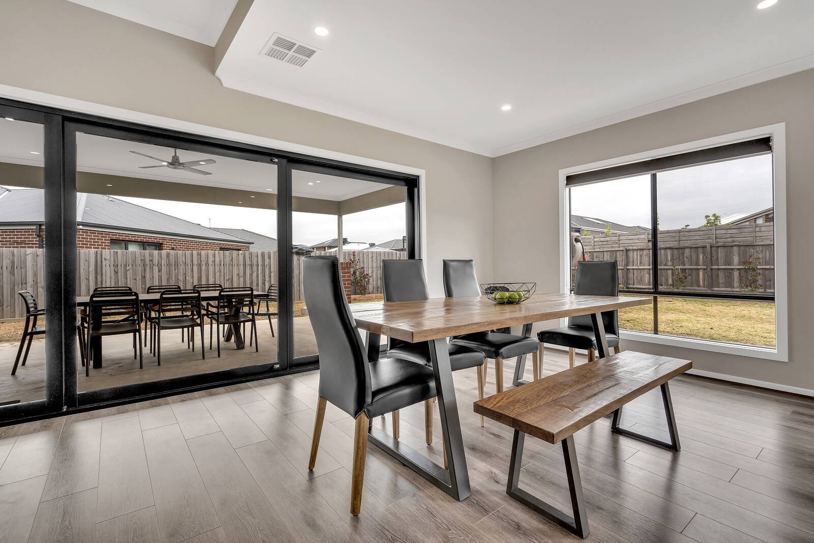 Property Gallery Thumbnail 8