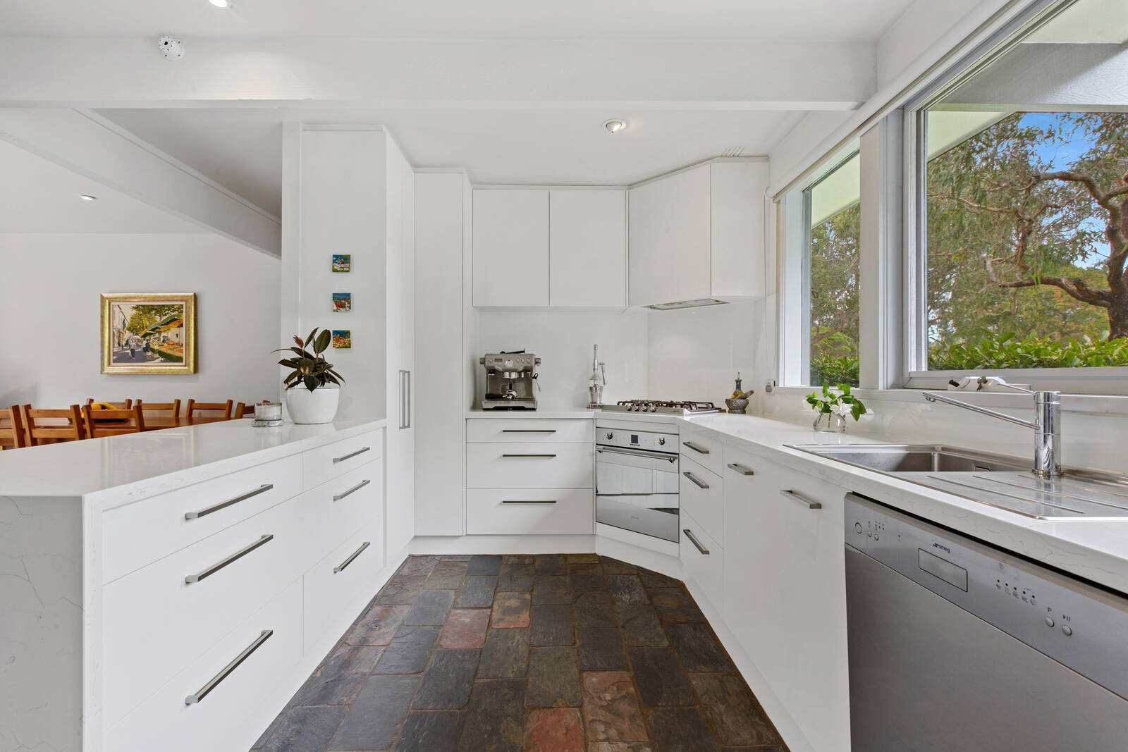 Property Gallery Thumbnail 3