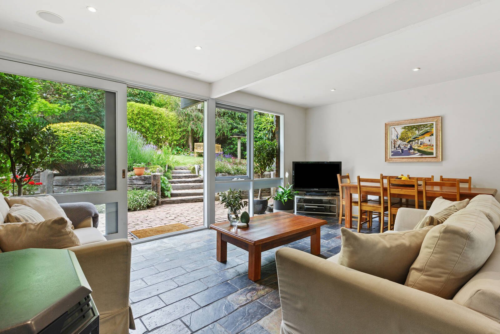 Property Gallery Thumbnail 4